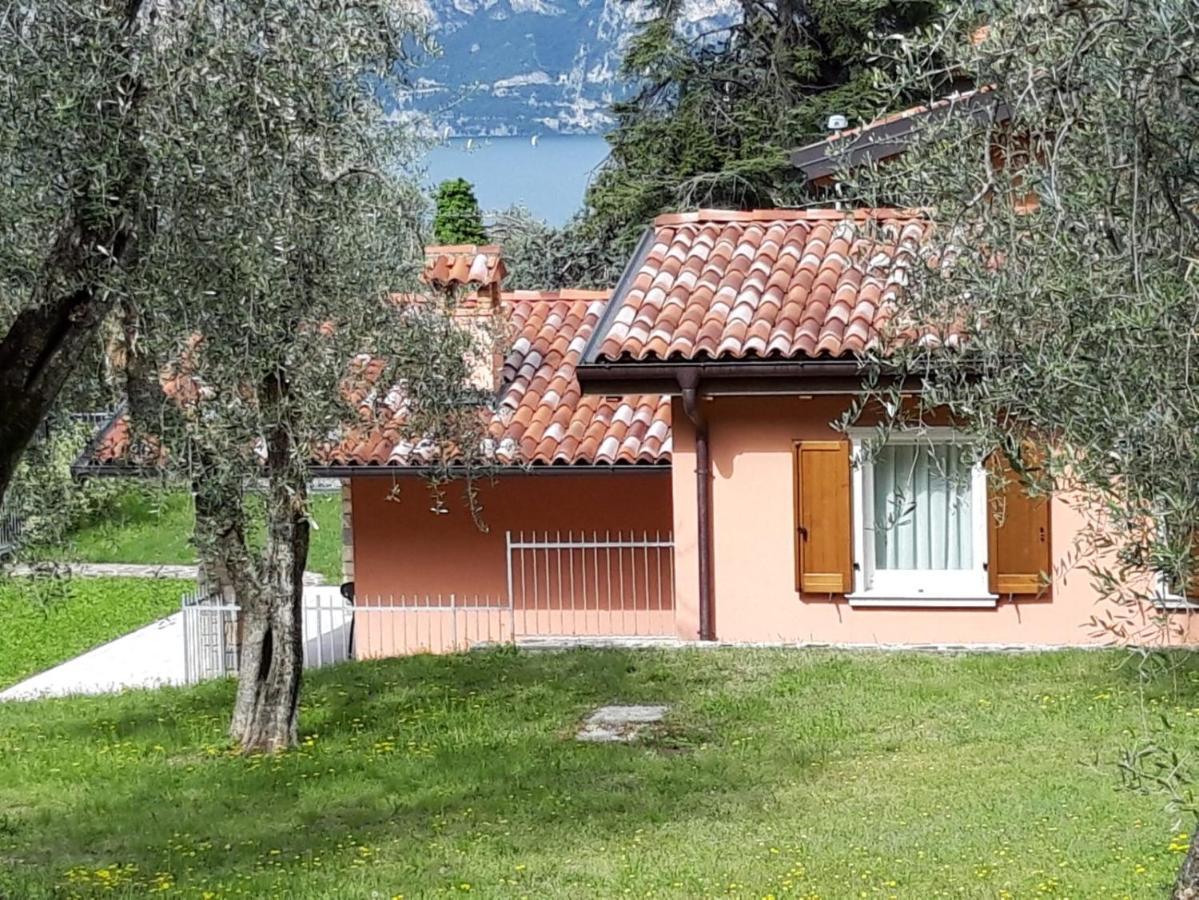 Villa Pia Мальчезине Экстерьер фото